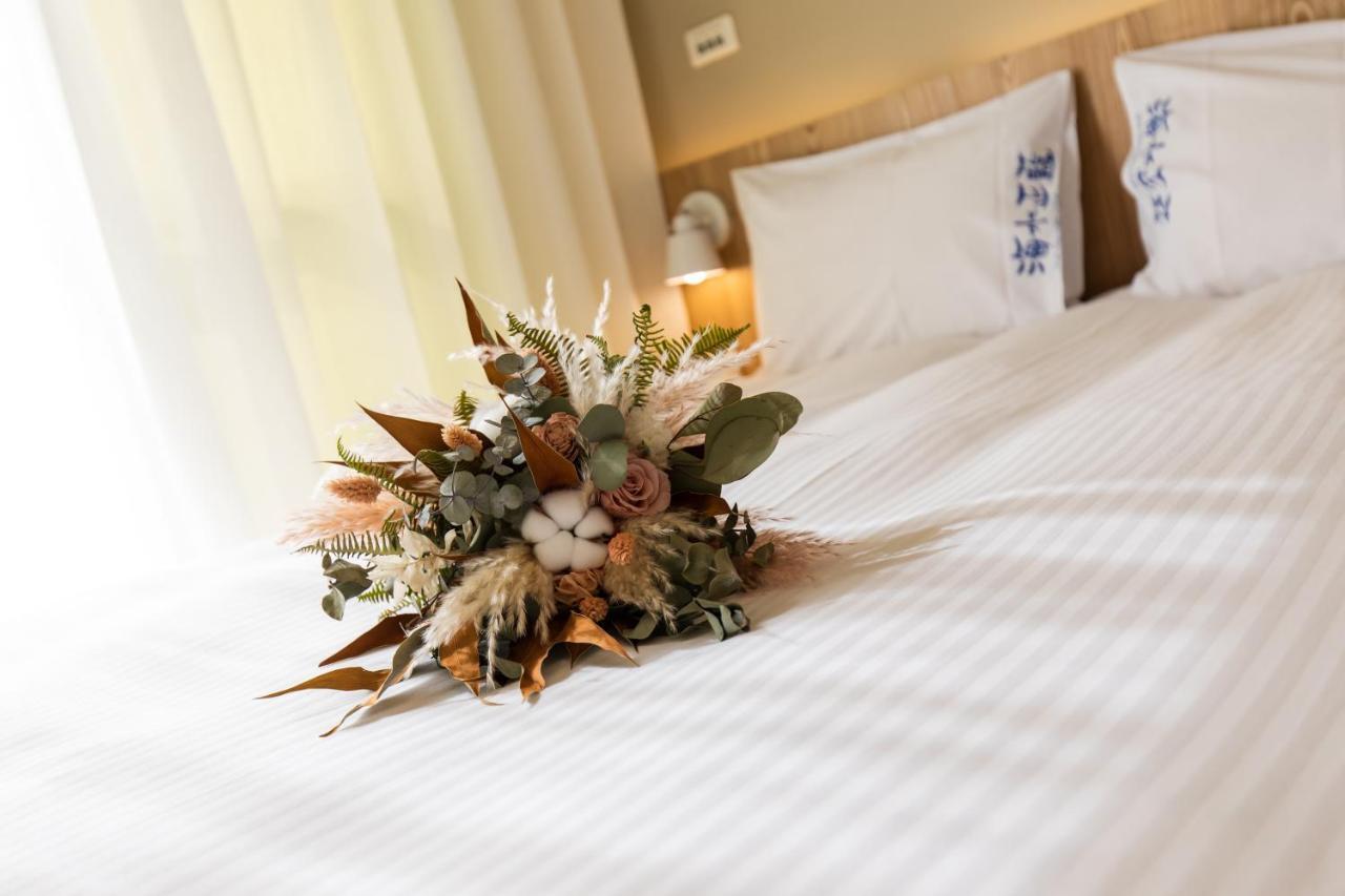 Blue Lagoon Huxi Ngoại thất bức ảnh